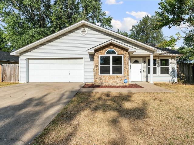 1000 Arrowwood Lane