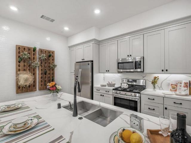 1000 Berryessa Lane 211