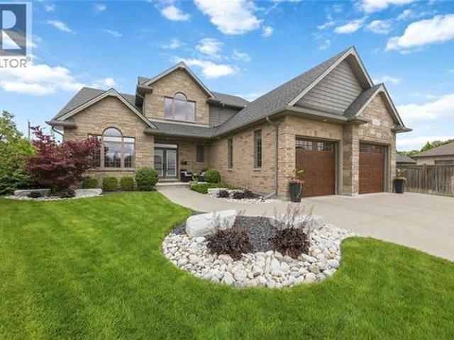 1000 Erica Court, Sarnia, ON, N7S 0B9 house for sale | Listing ID 26014 | Royal LePage