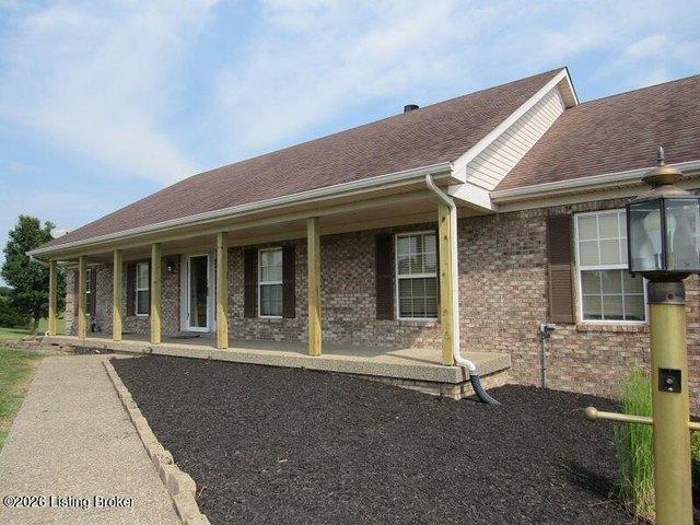 1000 Lakeside Dr, Taylorsville, KY 40071