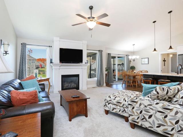1000 Lost Lake Dr, Polk City, IA