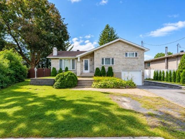 1000 Rue Victor Morin, Laval Duvernay, QC, H7G 4B3 house for lease | Listing ID 25128 | Royal LePage