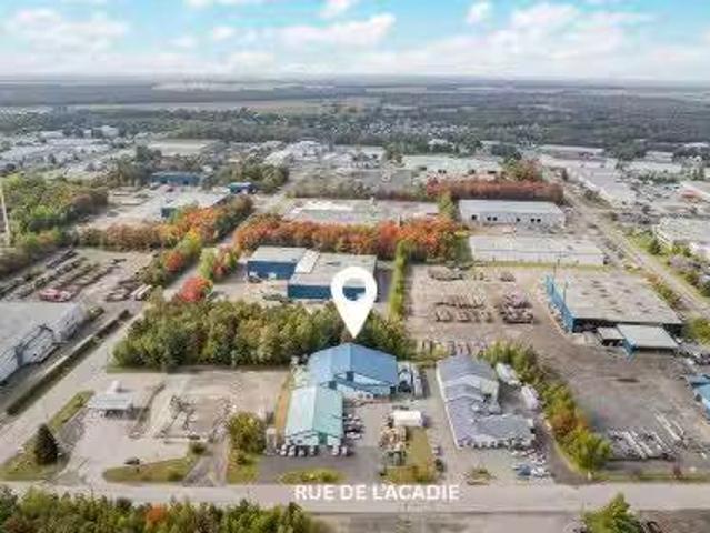 1000 Rue De L'Acadie, Victoriaville, QC, G6T 1R3 commercial.