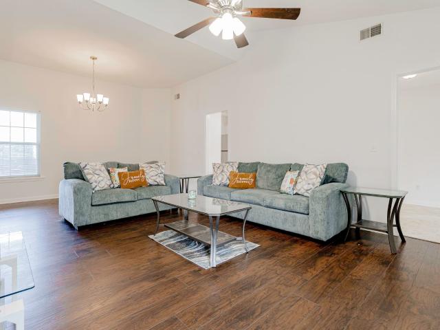 1000 S Twin Oaks Way