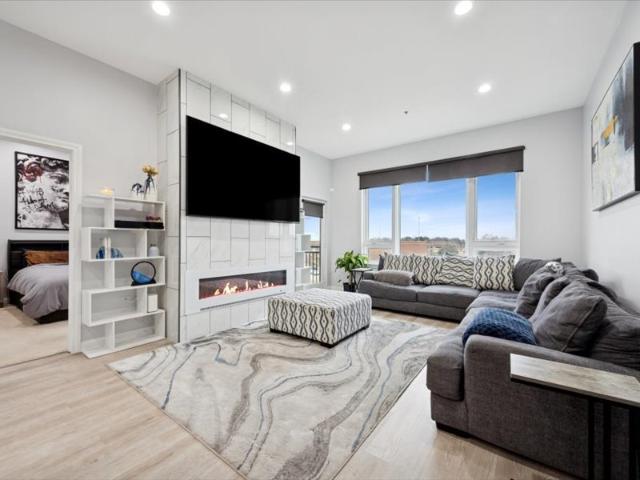 1000 Village Center Drive # 405