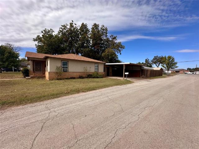 1000 W Custer St, Seymour, TX 76380 | MLS #21098