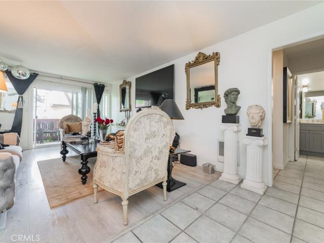 1000 W Macarthur Boulevard 94