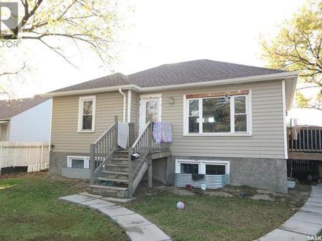 1000 Wascana Street, Regina, SK, S4T 4H7 house for sale | Listing ID SK051384 | Royal LePage