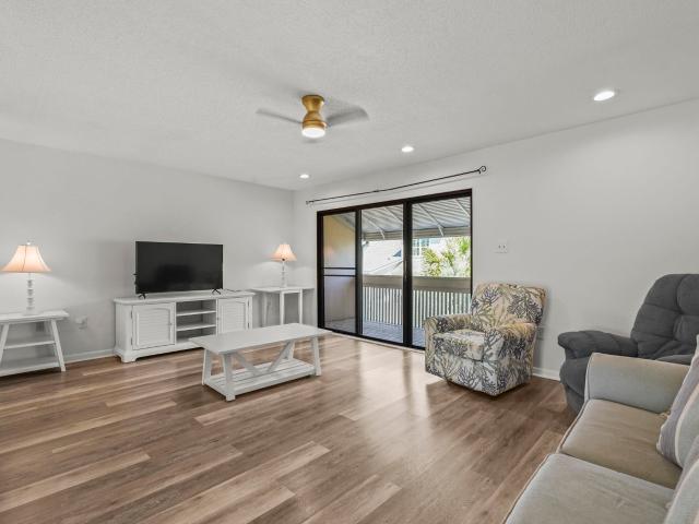 1000 11th Ave. N 128