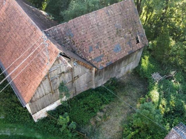 1000m² Bau Grundstück mit Wohnhaus Scheune & eigenem Wald 1200m²