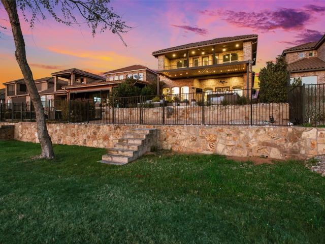 10013 Lakeside Drive, Fort Worth, US, TX