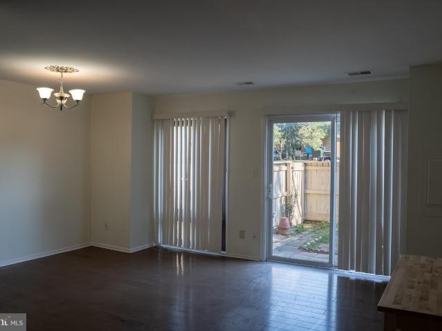 10010 Ridgeline Dr, Gaithersburg, MD 20886 | MLS #MDMC2227