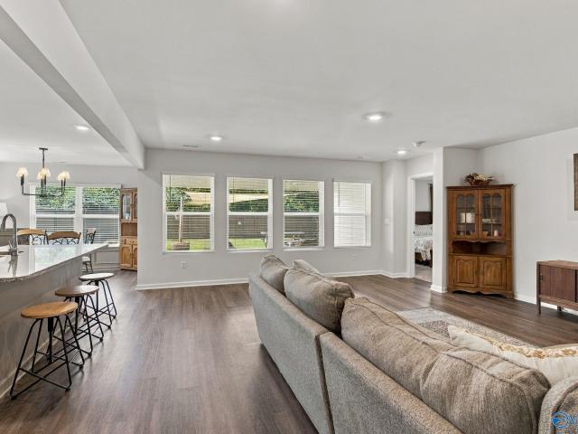 10010 Sequoyah Cove Drive