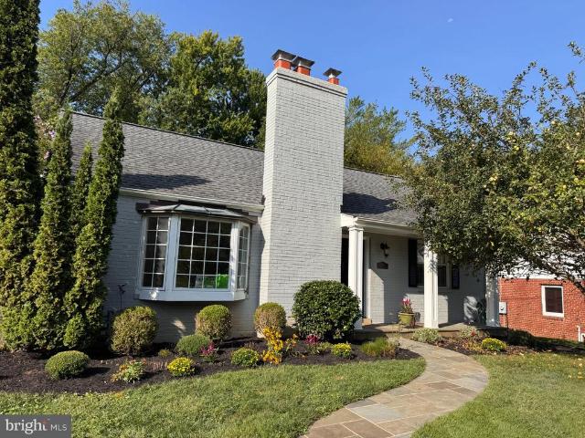 10012 Crestwood Road