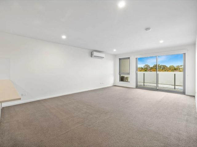 100/12 Pioneer Street, Amaroo ACT