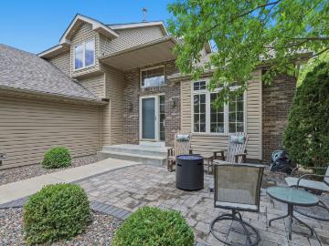 10014 Hidden Oaks Lane N