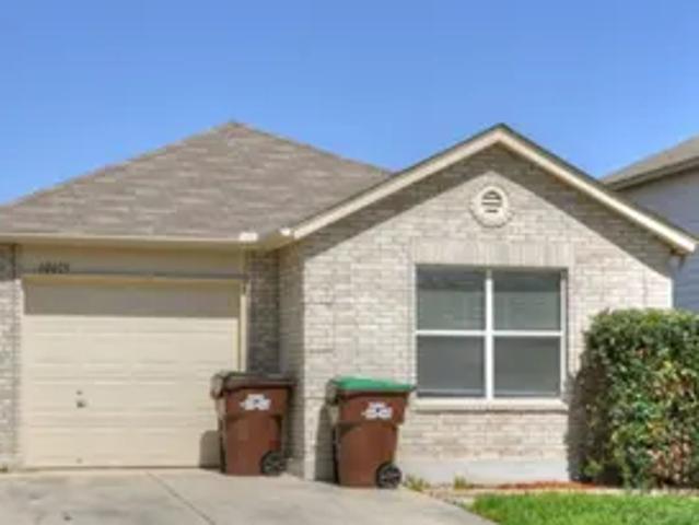 10015 Bermuda Palm, 3 beds, 2 full baths