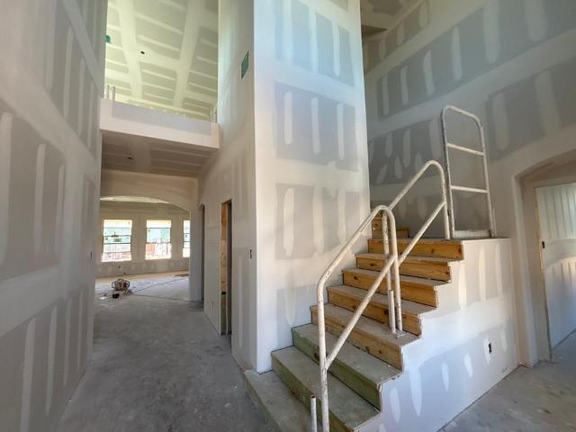 1001 Nogalito Avenue