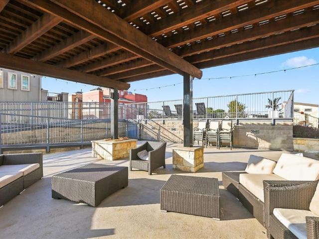 1001 Belleview Street # 308