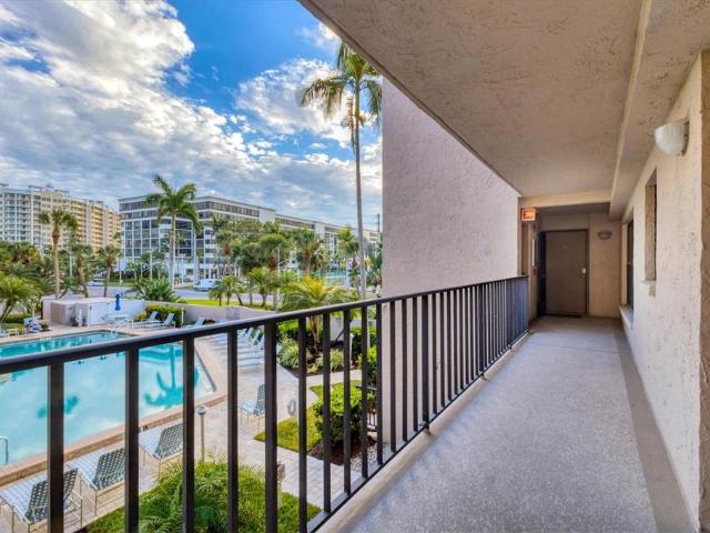 1001 Benjamin Franklin Dr, Unit 201, Sarasota, FL 34236 | MLS #A4676