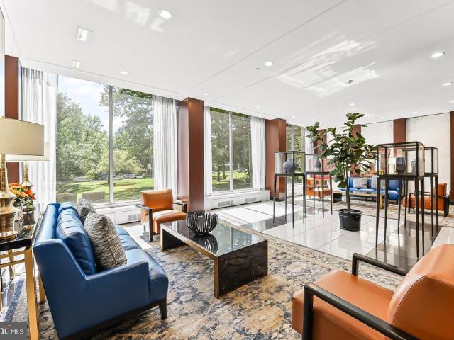 1001 City Avenue # W 402