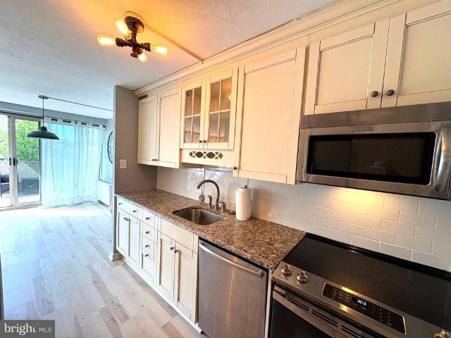 1001 City Avenue # W 610