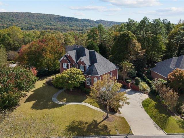 1001 Fairmont Circle