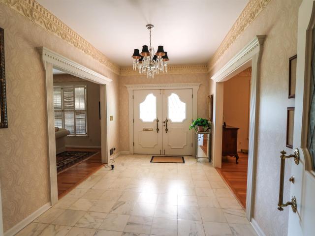 1001 Glenwood Terrace