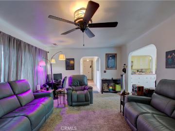 1001 Grove