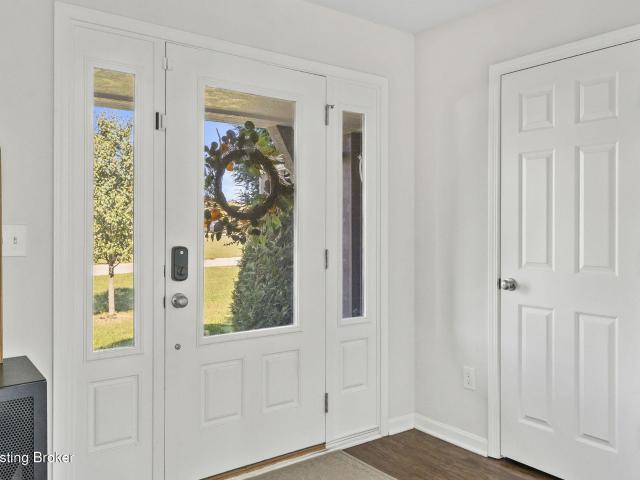 1001 Heron Cove