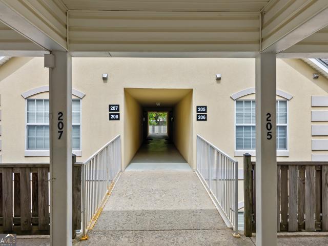 1001 Holly Drive