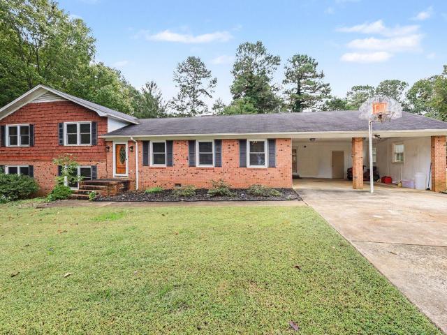 1001 Parkwood Drive
