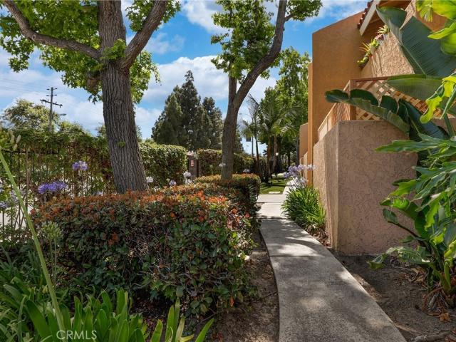 1001 W Macarthur Boulevard 130