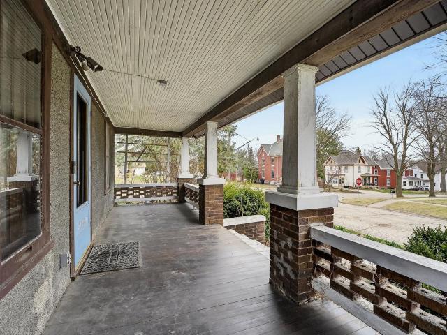 1001 4th Street