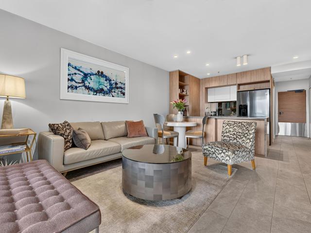 1002/10 12 First Avenue, BROADBEACH, QLD 4218