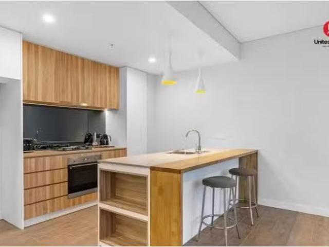 1002/2 Sergeant Street, EDMONDSON PARK House for rent Listed.