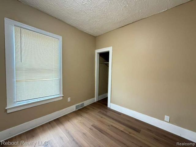 10028 Petoskey Avenue