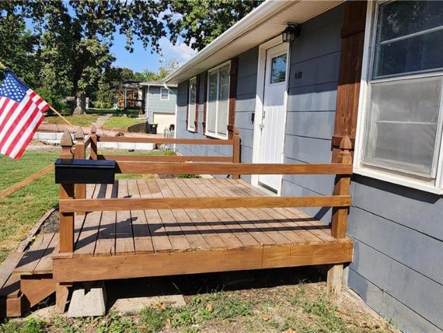 1002 Oakvale Drive
