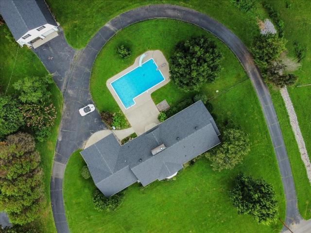 1002 Allenwood Dr
