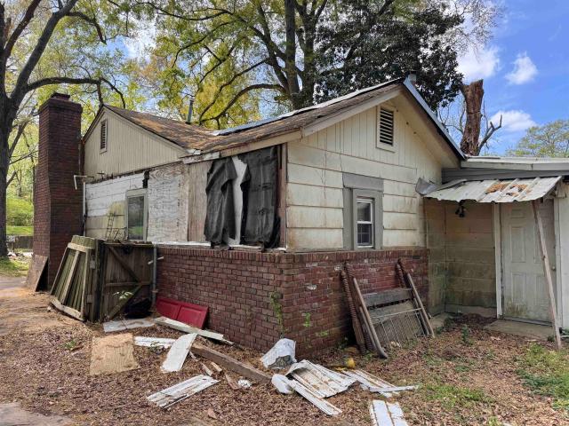 1002 creston ave