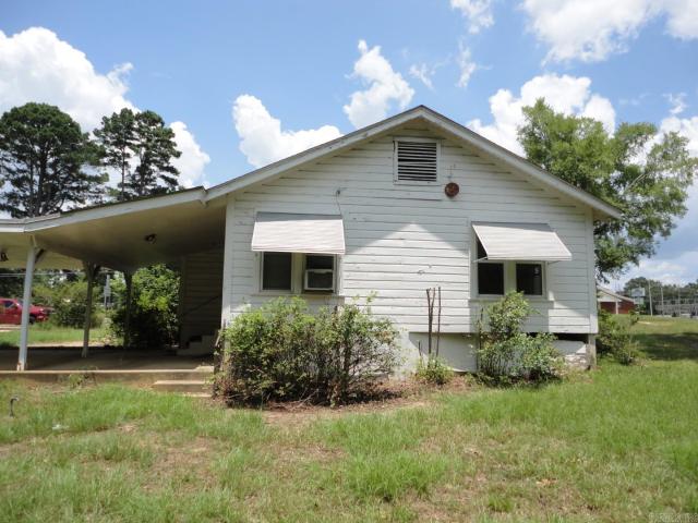 1002 E Church Street