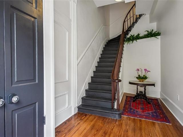 1002 Esplanade Avenue # 201