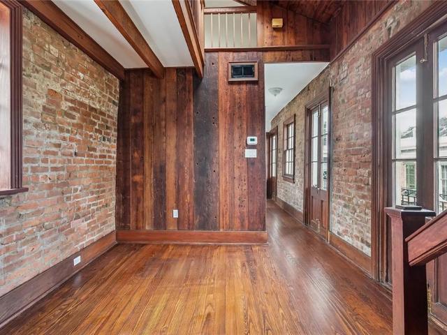 1002 Esplanade Avenue # 302