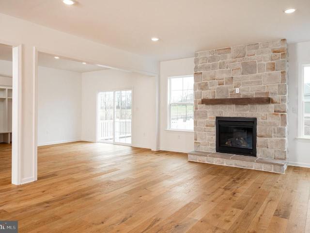 1002 Jack's Place Unit GLEN MARY, Harrisburg, US, PA