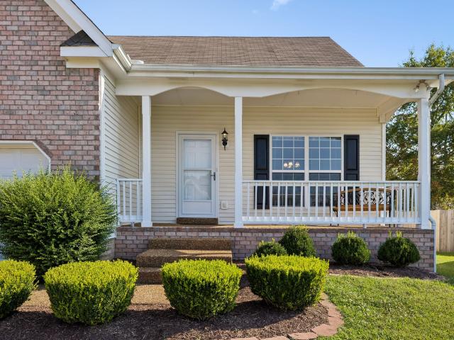 1002 Persimmon Dr