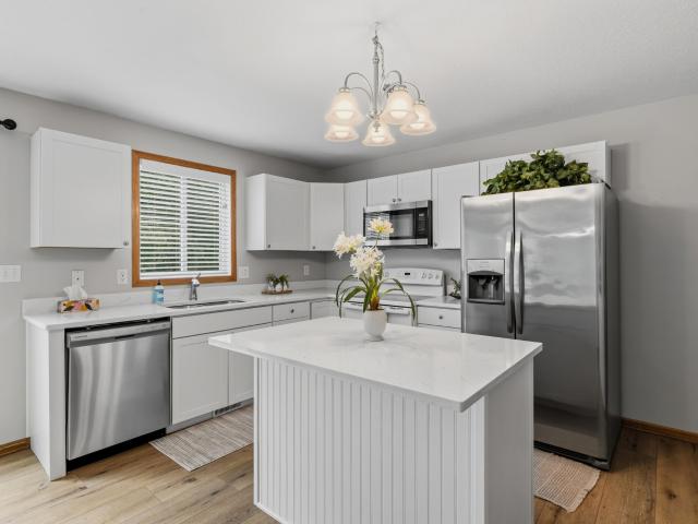 1002 Poe Avenue