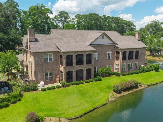 1002 River Oaks Drive