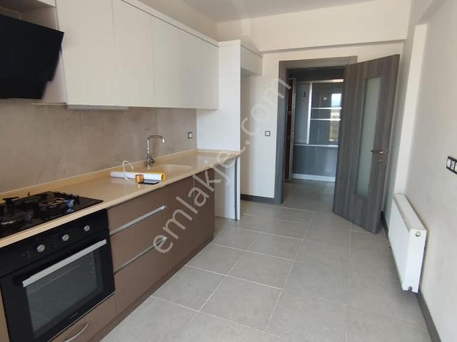 1002 Tokilerde Kiralık 3+1 Daire