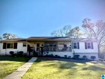 1002 VALLEY RD, ONEONTA, AL 35121