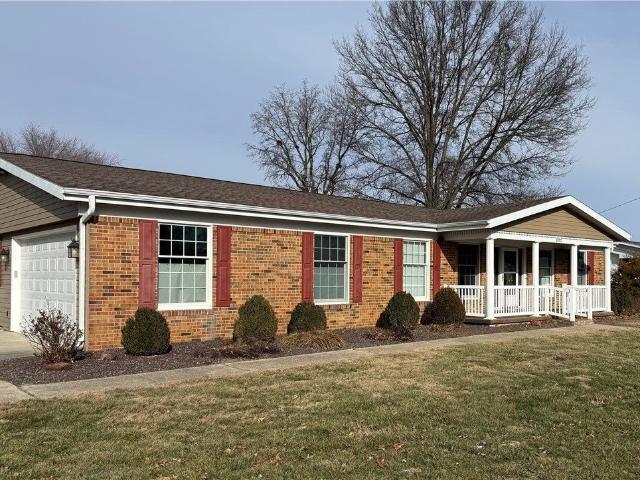 1002 W Evergreen Ave, Effingham, IL